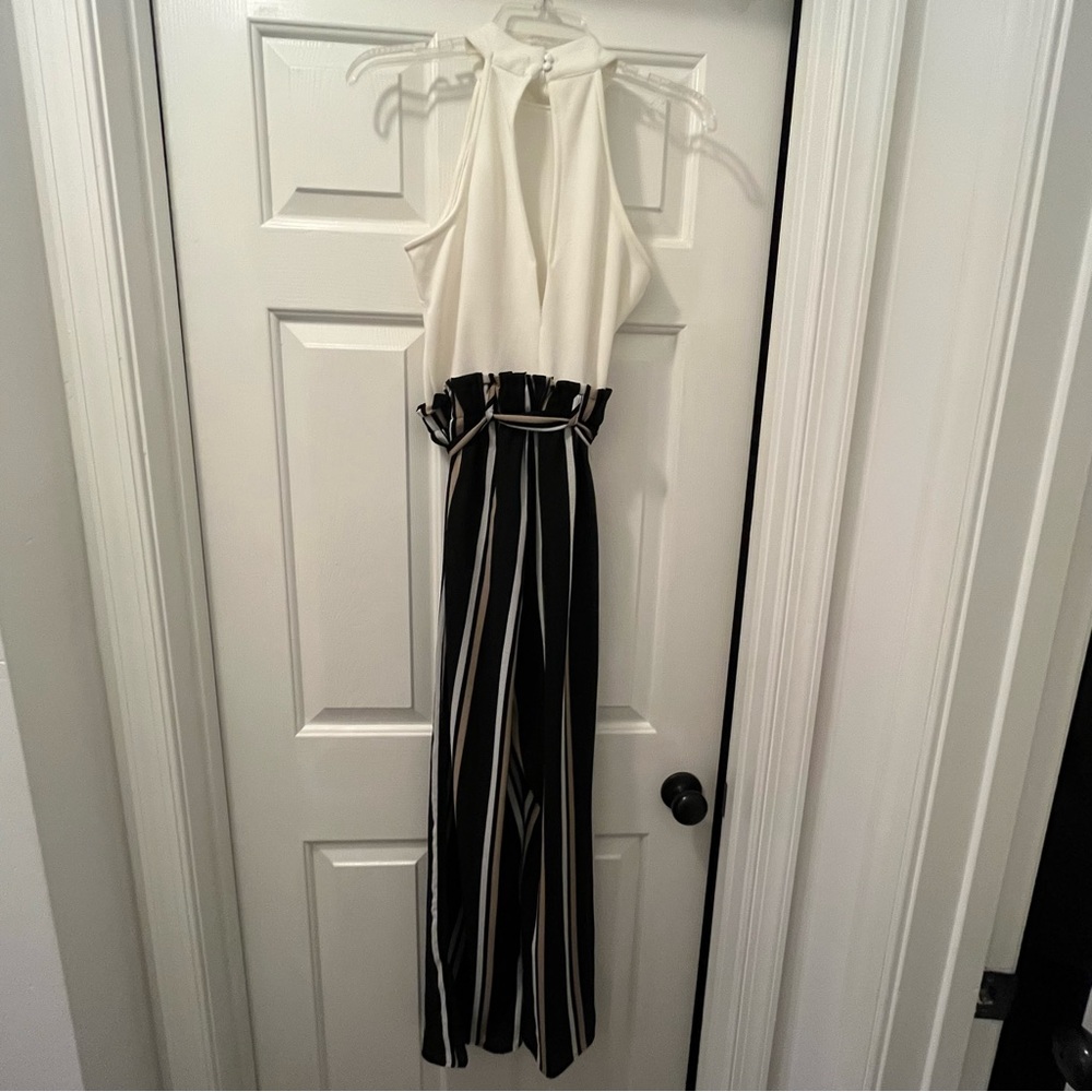 Black, White & Tan Jumpsuit 🖤🤍🤎 - Picture 2 of 9